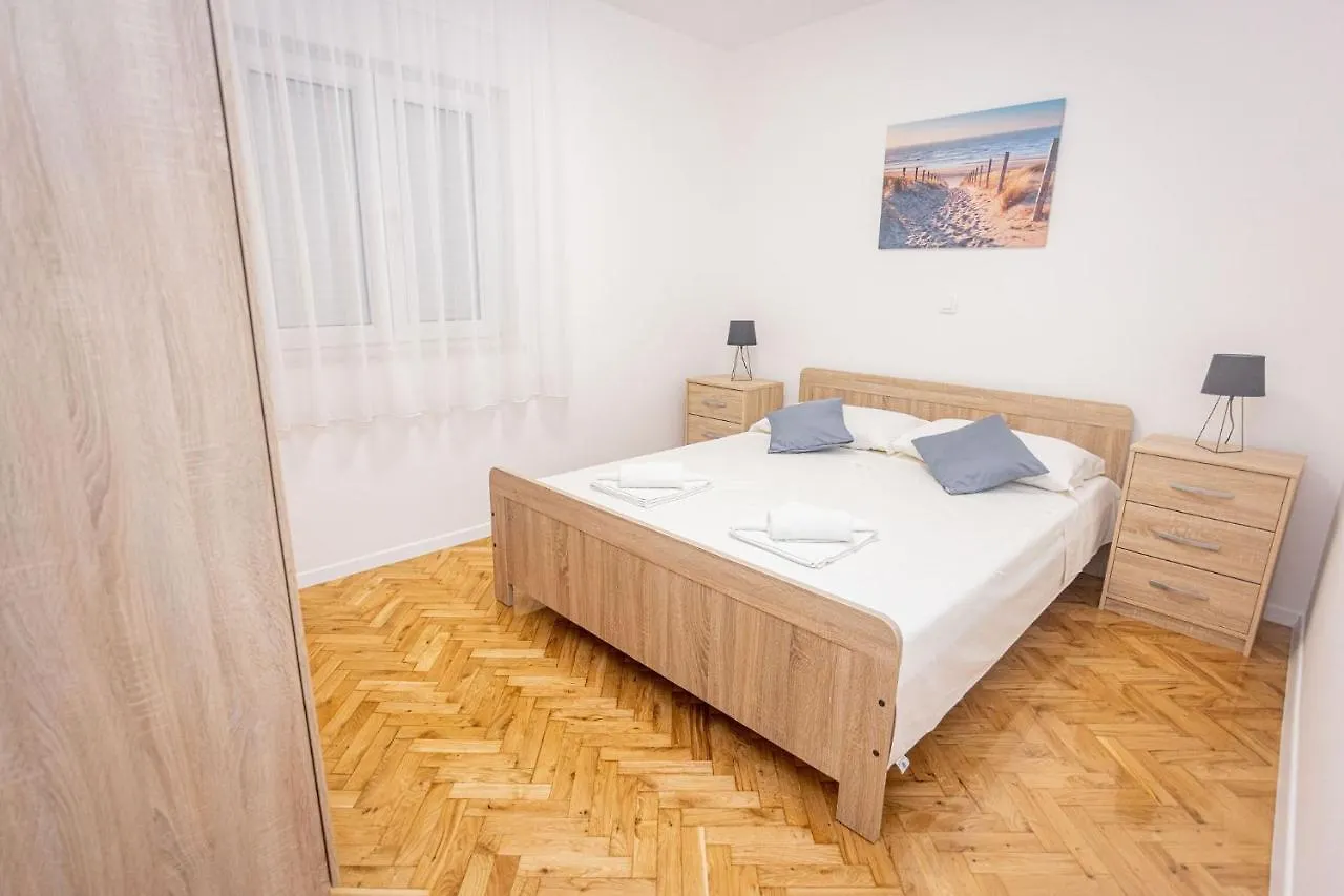 Apartments Veronika Trogir